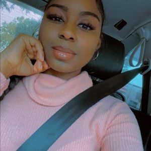 Meet your Posher, Brittany